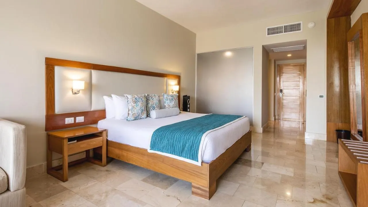 Be Live Collection Canoa Bayahibe 5*,