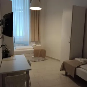 Vendégház Ch-hotel Luka Budget